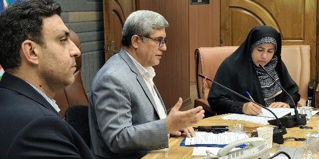 لزوم احصای آمار جوانان بیکار استان کردستان