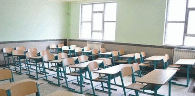 نوسازی مدارس فرسوده در روستاهای مرزی کردستان با مشارکت خیران