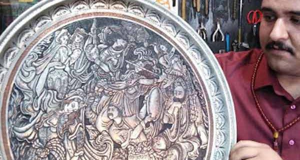 وحید چشمی، استاد جوان قلمزنی سبزوار؛ روایت یک هنر اصیل