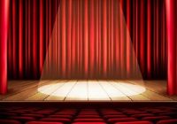 تئاتر، نقطه آغاز و تکیهگاه بازیگری من است