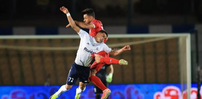 استقبال غیردوستانه پرسپولیسیها از عیسی آلکثیر استقبال غیردوستانه پرسپولیسیها از عیسی آلکثیر