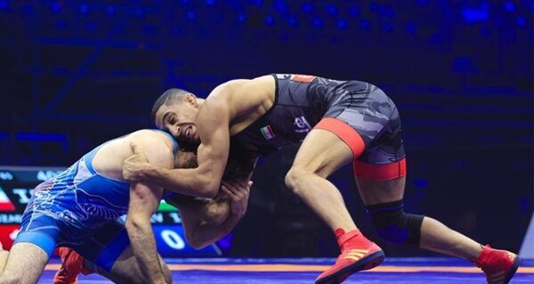 پاداش ۱۵مدال آور کشتی در رقابت‌های جهانی برابر با یک سوم قرارداد فوتبالیست متوسط!