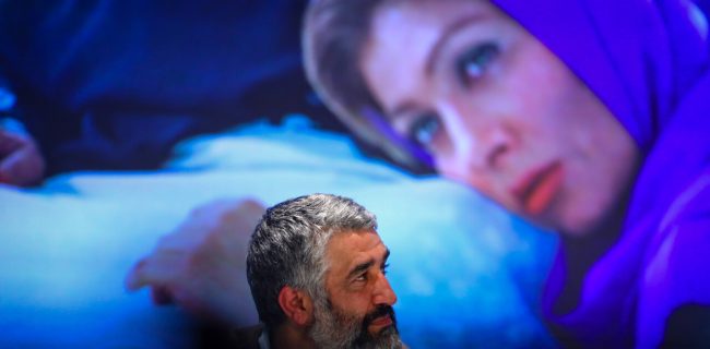 سکوت پژمان جمشیدی شکست/ قسم به دانههای خاک مادرم همه چیز دروغ است سکوت پژمان جمشیدی شکست/ قسم به دانههای خاک مادرم همه چیز دروغ است