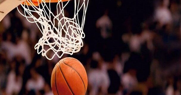 عکس| ماشین لوکس بسکتبالیست معروف را دزد برد! عکس| ماشین لوکس بسکتبالیست معروف را دزد برد!