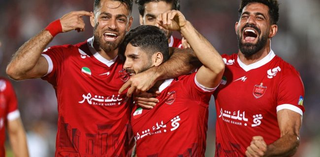 پرسپولیس در آبان‌ماه به تراکتور نمی‌بازد