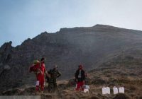 عملیات شبانه‌روزی هلال احمر برای مهار آتش‌سوزی جنگل‌های الیت مازندران با مشارکت ۱۸ تیم عملیاتی و تجهیزات هوایی