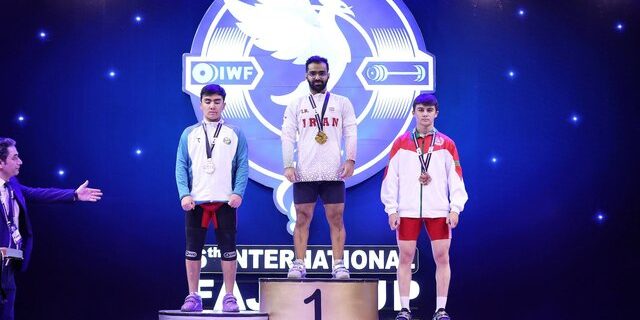 دو مدال طلا برای ایران در روز نخست مسابقات وزنه‌برداری جام فجر؛ حضور رئیس فدراسیون جهانی