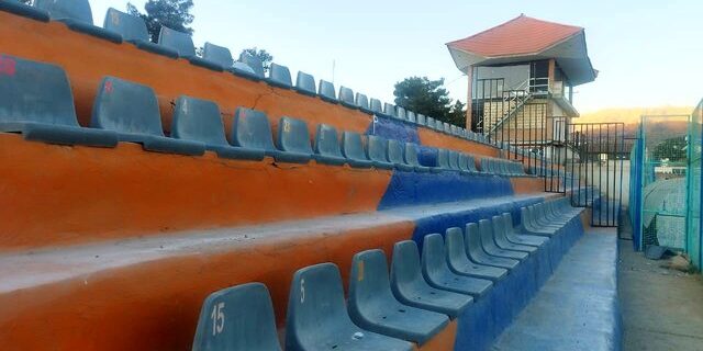 توضیحات اداره کل ورزش و جوانان کهگیلویه و بویراحمد درباره نصب غیراستاندارد صندلی‌های ورزشگاه تختی یاسوج