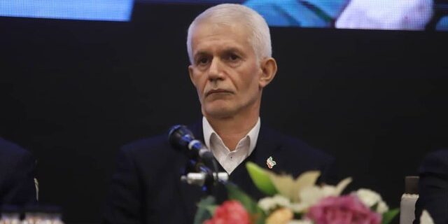 وقت تضعیف تیم ملی نیست؛ خواستار ملی بودن مربیان هستیم