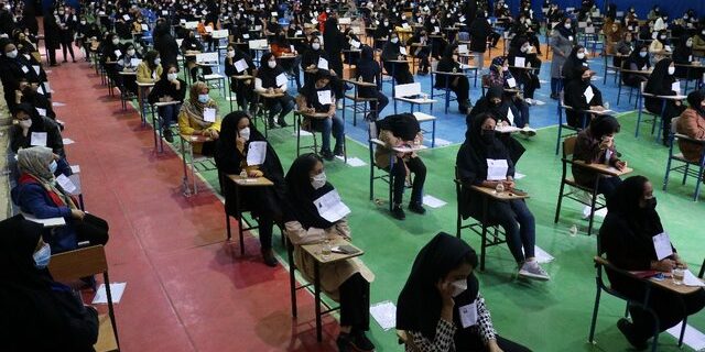 رقابت ۷۱۱ داوطلب در آزمون استخدامی کادر اداری قوه قضائیه در سمنان