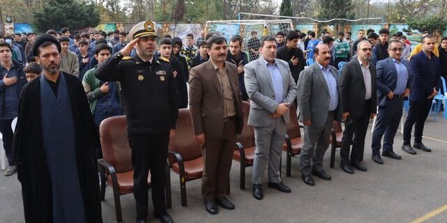 فرمانده نیروی دریایی رشت: دلاورمردان ارتش پرچم اقتدار ایران را در دورترین آب‌ها برافراشتند