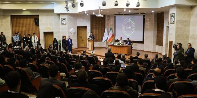 استاندار گیلان در جمع دانشجویان: شما پیشگامان توسعه پایدار و پاسداران میراث طبیعی گیلان هستید