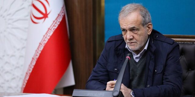 پزشکیان: تا تحقق کامل اهداف انرژیهای نو، مدیریت ناترازی انرژی اجتنابناپذیر است پزشکیان: تا تحقق کامل اهداف انرژیهای نو، مدیریت ناترازی انرژی اجتنابناپذیر است