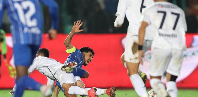 استقلال دیگر نباید امتیاز از دست بدهد/ رضاییان سانتر کردن را فراموش کرده است!