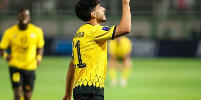 جواد آقایی پور ، بازیکن سپاهان قرارداد خود را فسخ کرد
