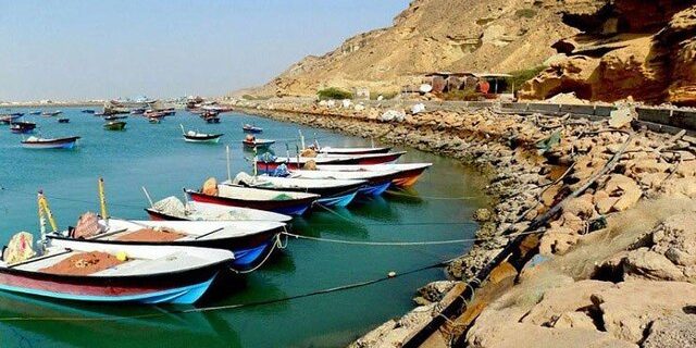 ساماندهی سواحل مکران با هدف ارتقای ایمنی گردشگران نوروزی در چابهار آغاز شد