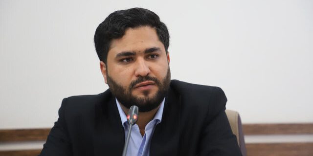 کشف مشروبات الکلی در خاتم؛ دادستان از برخورد قاطع با متخلفان خبر داد کشف مشروبات الکلی در خاتم؛ دادستان از برخورد قاطع با متخلفان خبر داد