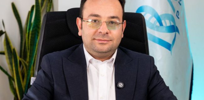 بیوگرافی سیدسینا دریتیم  جوان سال ۱۴۰۳