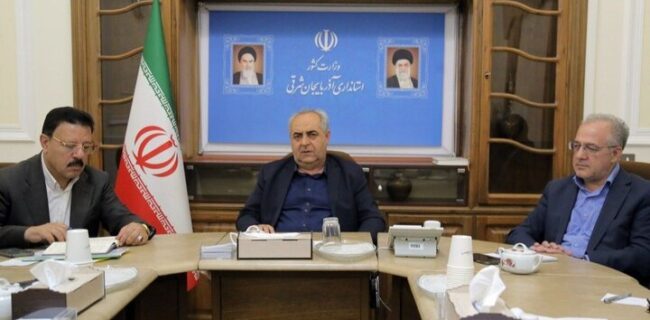 استاندار: آذربایجان شرقی در بخش تولید خودرو با یک حلقه مفقوده مواجه هستیم استاندار: آذربایجان شرقی در بخش تولید خودرو با یک حلقه مفقوده مواجه هستیم