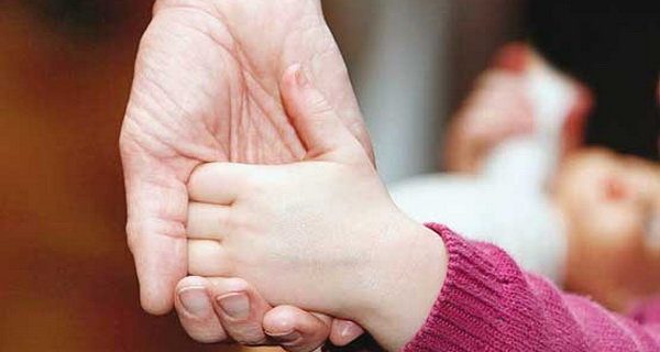 انتقال ۹۷۰ کودک به محیط خانواده در ۲ هفته نخست جنگ در خراسان رضوی