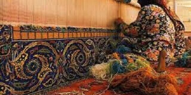 خرید تضمینی فرش از مددجویان کمیته امداد خراسان شمالی خرید تضمینی فرش از مددجویان کمیته امداد خراسان شمالی