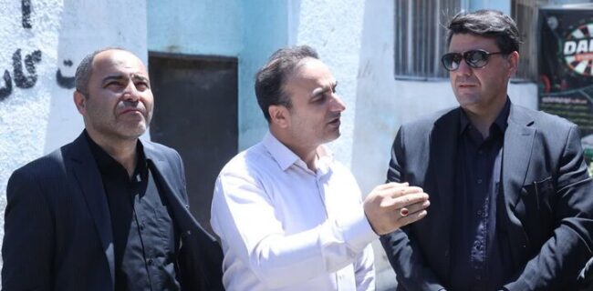 بازدید معاون استاندار قزوین از بناهای واقع در محدوده توسعه دولتخانه صفوی