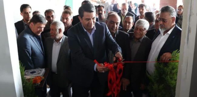 گرهگشایی دولت چهاردهم پس از هفت سال چالش؛ افتتاح در طرح مسکن بلدالامین کرمان گرهگشایی دولت چهاردهم پس از هفت سال چالش؛ افتتاح در طرح مسکن بلدالامین کرمان