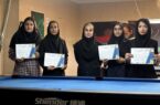 رقابت نفسگیر بانوان بیلیاردباز مرکزی/ قنبری روی سکوی قهرمانی ایستاد رقابت نفسگیر بانوان بیلیاردباز مرکزی/ قنبری روی سکوی قهرمانی ایستاد
