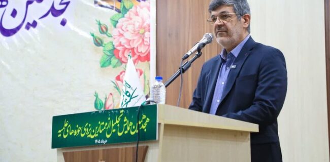 استاندار یزد: اراده ملت ایران در برابر توطئهها شکستناپذیر است استاندار یزد: اراده ملت ایران در برابر توطئهها شکستناپذیر است