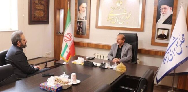 رئیس اتاق بازرگانی البرز: ثبات و فضای امن سرمایهگذاری، مهمترین مطالبه فعالان اقتصادی است رئیس اتاق بازرگانی البرز: ثبات و فضای امن سرمایهگذاری، مهمترین مطالبه فعالان اقتصادی است