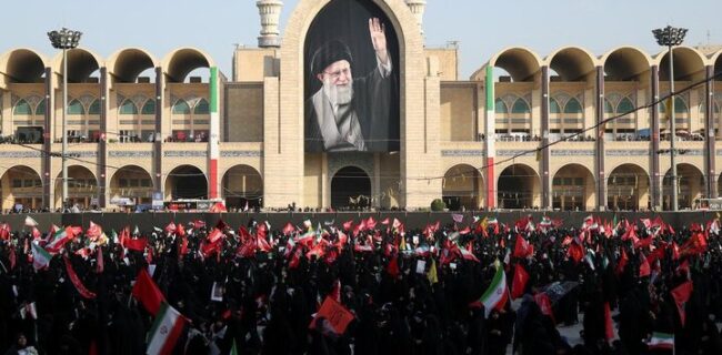 مراسم سراسری بزرگداشت رهبر شهید در خراسان جنوبی برگزار میشود مراسم سراسری بزرگداشت رهبر شهید در خراسان جنوبی برگزار میشود
