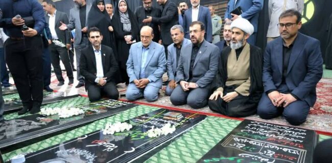 استاندار فارس در سفر به لامرد روند رسیدگی به آسیب‌دیدگان حمله دشمن را بررسی کرد