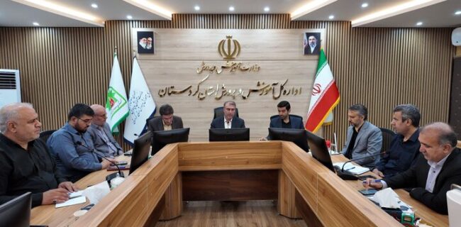 مدیرکل آموزش و پرورش کردستان:تمام توان ما باید برای خدمت‌رسانی به زائران اربعین متمرکز شود